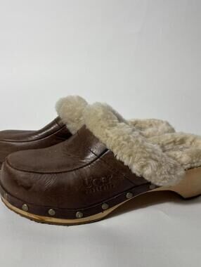 Ugg Australia brown leather clogs with sheepskin lining